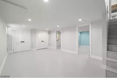 34 Parkview Dr, Millburn, NJ 07041 - Photo 12