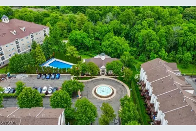 28 Devonshire Dr, Clifton, NJ 07013 - Photo 18