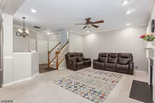 28 Devonshire Dr, Clifton, NJ 07013 - Photo 16