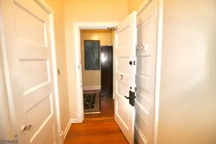 39 N Mountain Ave, Montclair, NJ 07042 - Photo 8