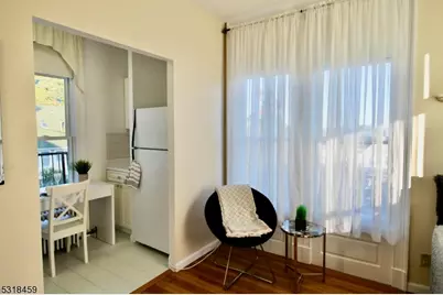 39 N Mountain Ave #5, Montclair, NJ 07042 - Photo 12