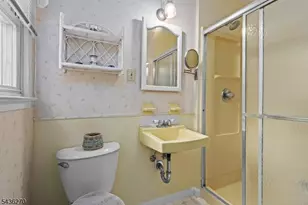 38 Forest Dr, Roxbury Township, NJ 07876 - Photo 12