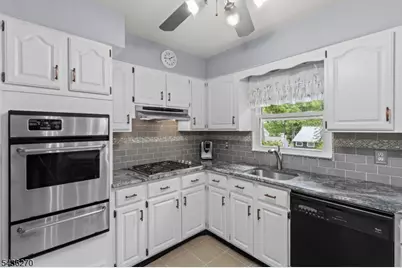 38 Forest Dr, Roxbury Township, NJ 07876 - Photo 8
