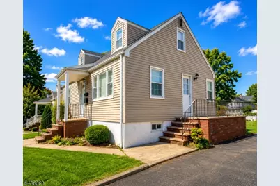 724 Walnut St, Linden, NJ 07036 - Photo 2
