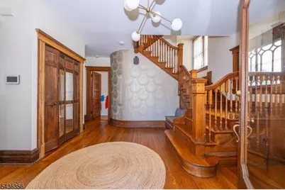 156 Lincoln St, Montclair, NJ 07042 - Photo 4