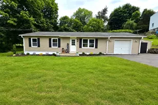 5 Ravine Dr, Andover Township, NJ 07860 - Photo 1