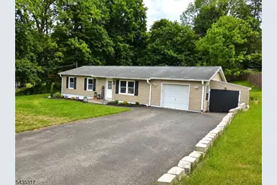 5 Ravine Dr, Andover Township, NJ 07860 - Photo 2