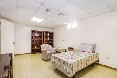 34 Silver Spring Ct, East Hanover Township, NJ 07936 - Photo 28