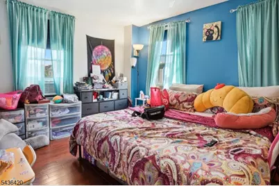 33 Pulaski Pl, Hackensack, NJ 07601 - Photo 22