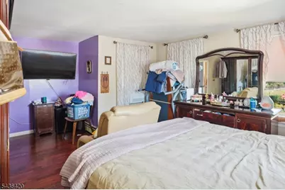 33 Pulaski Pl, Hackensack, NJ 07601 - Photo 20