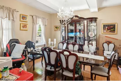 33 Pulaski Pl, Hackensack, NJ 07601 - Photo 14
