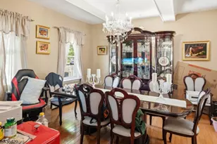 33 Pulaski Pl, Hackensack, NJ 07601 - Photo 14