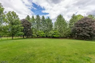 13 Briarwood Rd, Washington Township, NJ 07853 - Photo 28