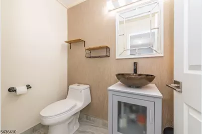 13 Briarwood Rd, Washington Township, NJ 07853 - Photo 12