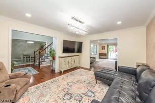 13 Briarwood Rd, Washington Township, NJ 07853 - Photo 10