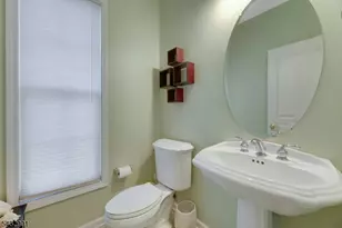 81 Lafayette Cir, Totowa, NJ 07512 - Photo 16