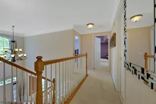 81 Lafayette Cir, Totowa, NJ 07512 - Photo 18