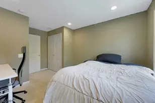 81 Lafayette Cir, Totowa, NJ 07512 - Photo 28