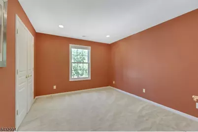 81 Lafayette Cir #81, Totowa, NJ 07512 - Photo 22
