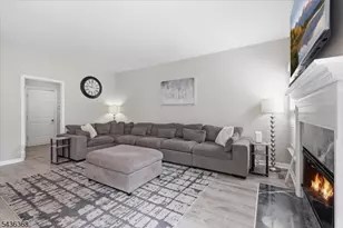 814 Mary Cir, Greenwich Township, NJ 08886 - Photo 10