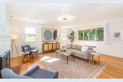 110 Woodlawn Ave, Clifton, NJ 07013 - Photo 8