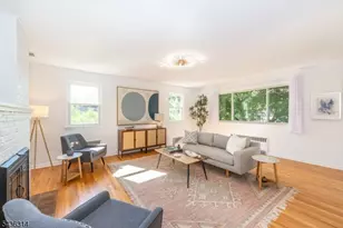 110 Woodlawn Ave, Clifton, NJ 07013 - Photo 8