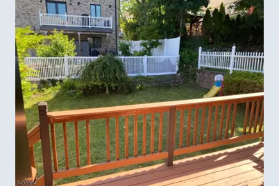 971 Virgil Ave, Ridgefield, NJ 07657 - Photo 18