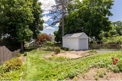 4 Yale Ter, West Orange Township, NJ 07052 - Photo 8