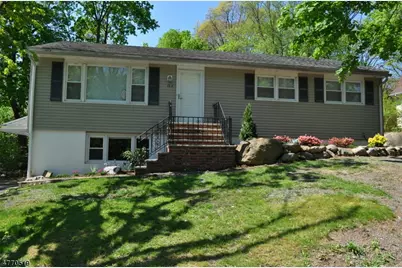 176 Yawpo Ave, Oakland, NJ 07436 - Photo 1