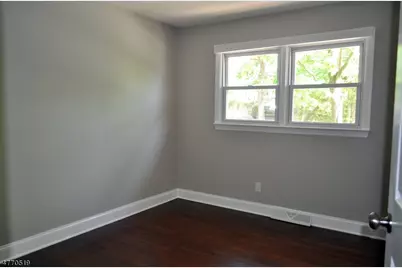 176 Yawpo Ave, Oakland, NJ 07436 - Photo 12