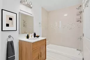 340 Pavonia Ave, Jersey City, NJ 07302 - Photo 8