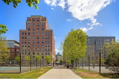 340 Pavonia Ave #1R, Jersey City, NJ 07302 - Photo 18