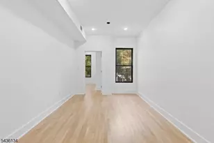 340 Pavonia Ave, Jersey City, NJ 07302 - Photo 6