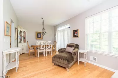 1274 Fairview Cir, Lopatcong Township, NJ 08886 - Photo 10