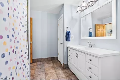 61 Tamarack Trl, Hardyston Township, NJ 07460 - Photo 16