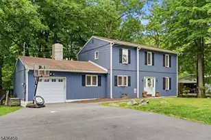 3 Crows Nest Rd, Byram Township, NJ 07821 - Photo 2