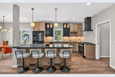 136 Lake Shore Dr, Parsippany, NJ 07034 - Photo 6