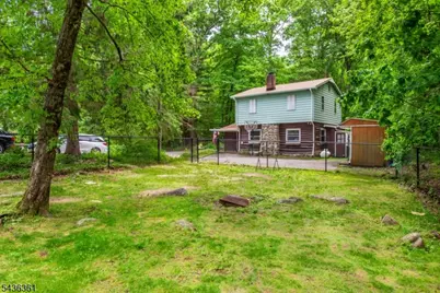 51 Poplar Grove Ter, West Milford, NJ 07480 - Photo 4