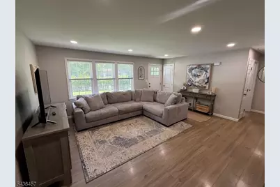 68 Dupont Ave, Hopatcong, NJ 07843 - Photo 2
