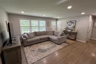 68 Dupont Ave, Hopatcong, NJ 07843 - Photo 2