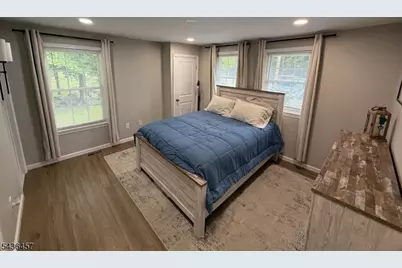 68 Dupont Ave, Hopatcong, NJ 07843 - Photo 4
