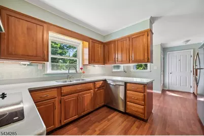 14 Pine Ave, Madison, NJ 07940 - Photo 6