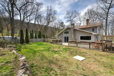 11 Mt Crest Rd, Jefferson Township, NJ 07438 - Photo 30