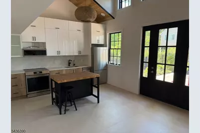 97 Essex Ave #A, Montclair, NJ 07042 - Photo 4