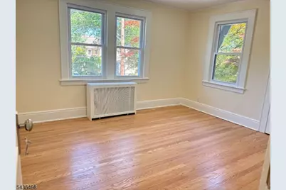 191 Wood St, Rutherford, NJ 07070 - Photo 14