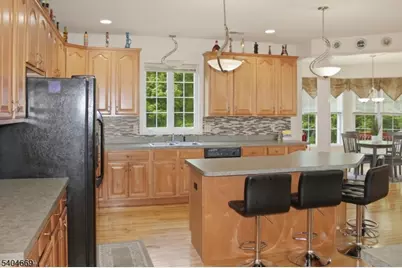 6 Andre Ct, Hardyston Township, NJ 07416 - Photo 10