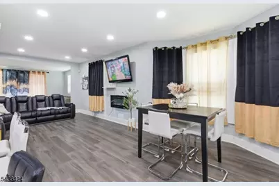 245 W 3rd Ave, Roselle, NJ 07203 - Photo 12