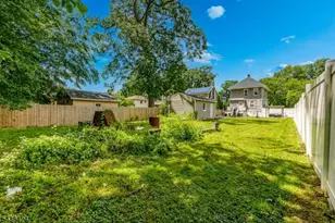 245 W 3rd Ave, Roselle, NJ 07203 - Photo 32