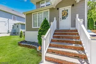 245 W 3rd Ave, Roselle, NJ 07203 - Photo 4