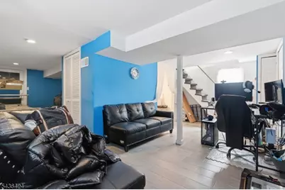245 W 3rd Ave, Roselle, NJ 07203 - Photo 22